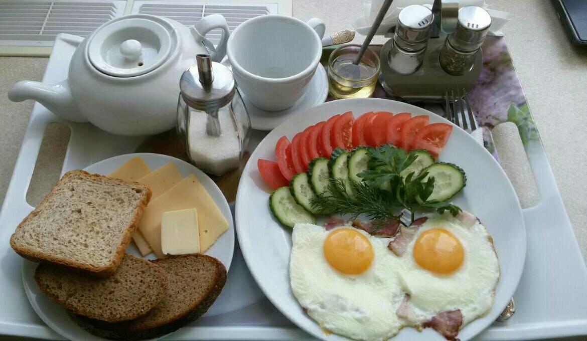 Aparthotel On Klinichna St. Kiev Ngoại thất bức ảnh