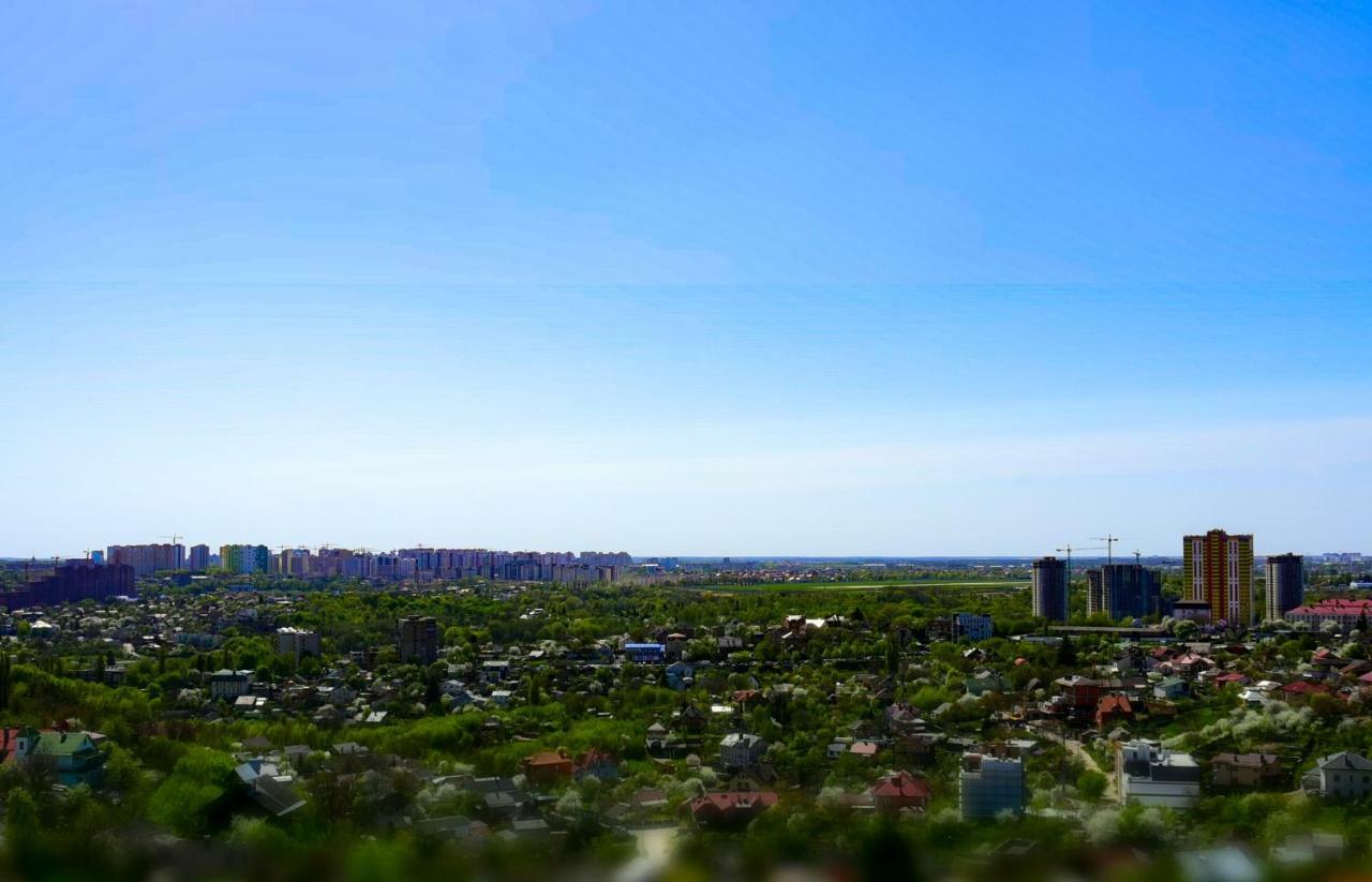 Aparthotel On Klinichna St. Kiev Ngoại thất bức ảnh